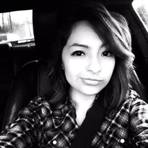 Meet your Posher, Ivone